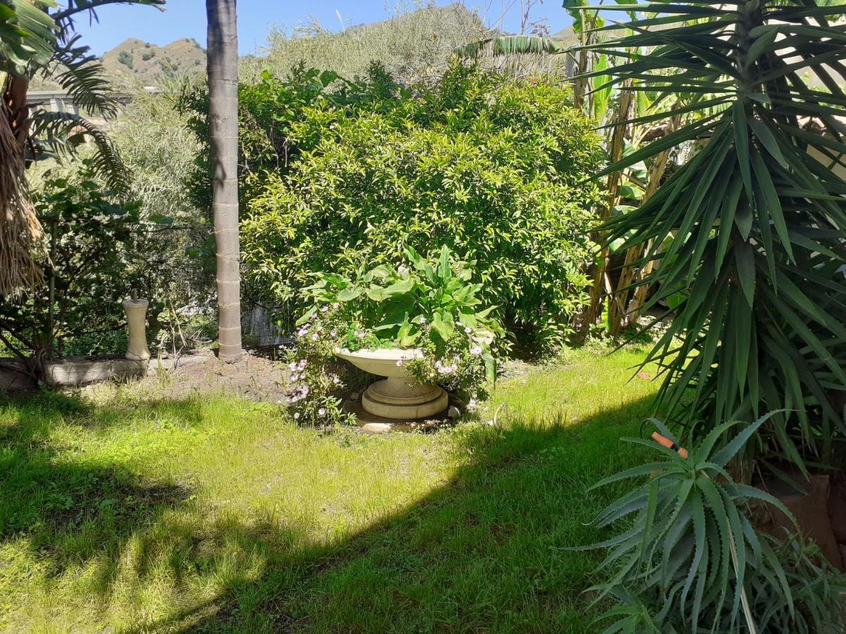 Villa Sofia Giardini-Naxos Buitenkant foto